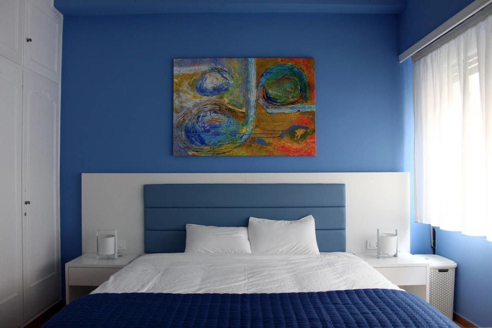 Cheery Apartment In The Center Of Athena Bagian luar foto