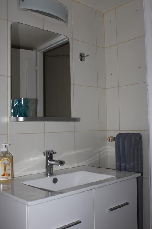 Cheery Apartment In The Center Of Athena Bagian luar foto