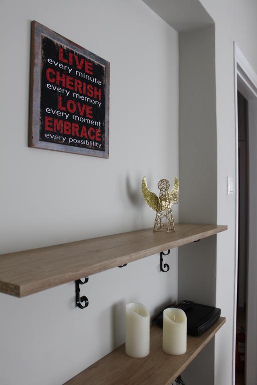 Cheery Apartment In The Center Of Athena Bagian luar foto