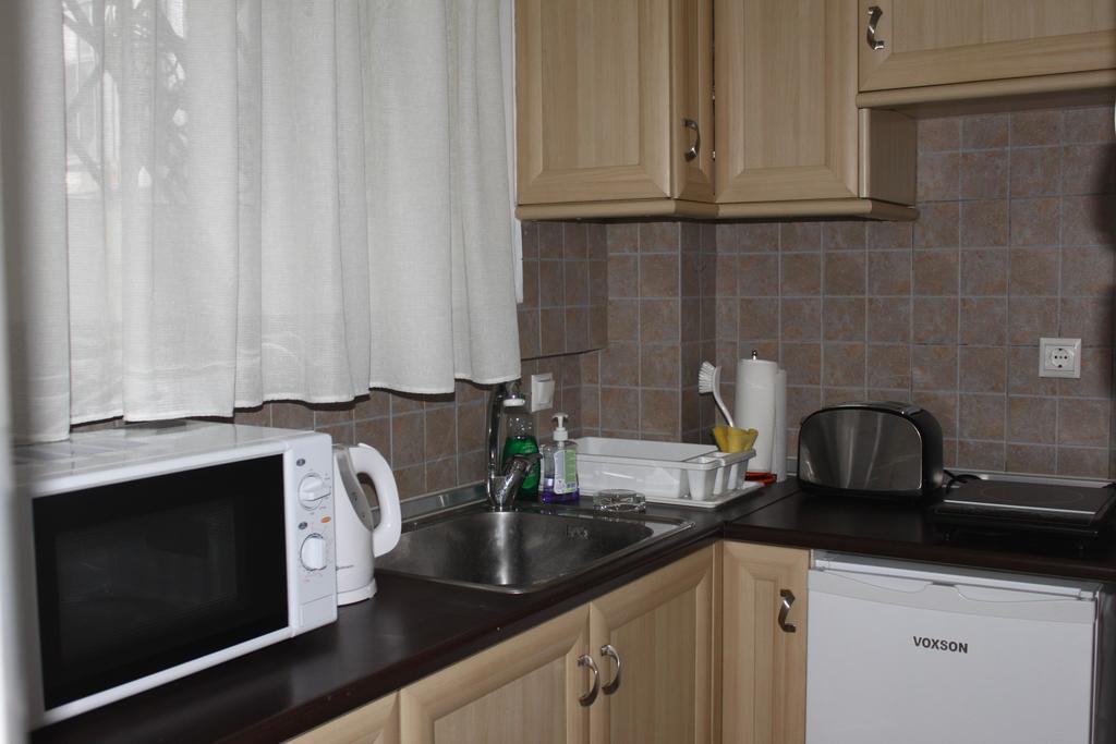 Cheery Apartment In The Center Of Athena Bagian luar foto