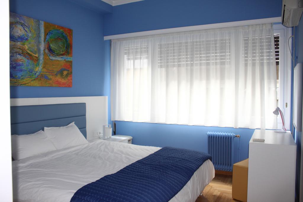 Cheery Apartment In The Center Of Athena Bagian luar foto